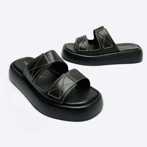 Intentionally Blank Kiara Slip-On Sandals